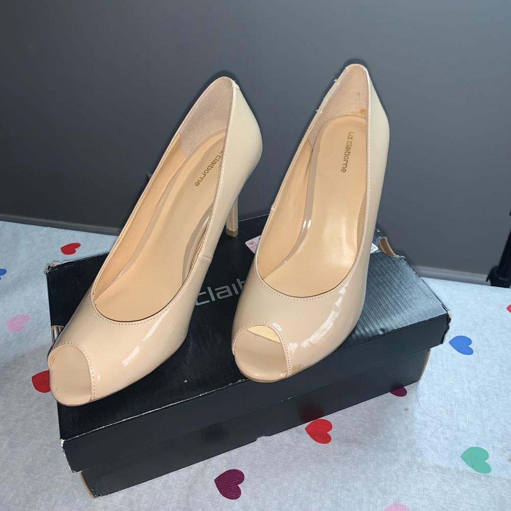 Liz Claiborne. Size 6. Brand new in original box.